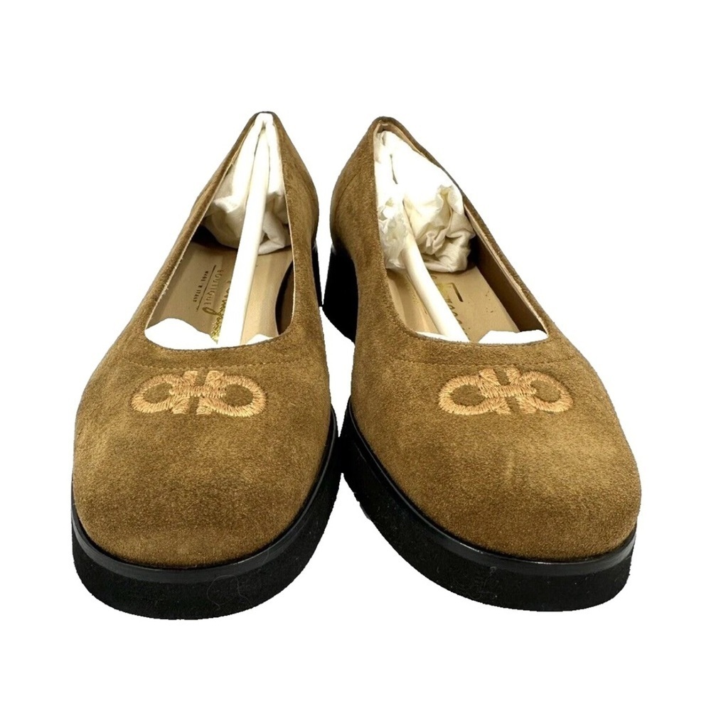 NEW Salvatore Ferragamo Suede Logo Wedge Shoes Womens 5.5 Reg Width Tan Brown - Picture 3 of 12